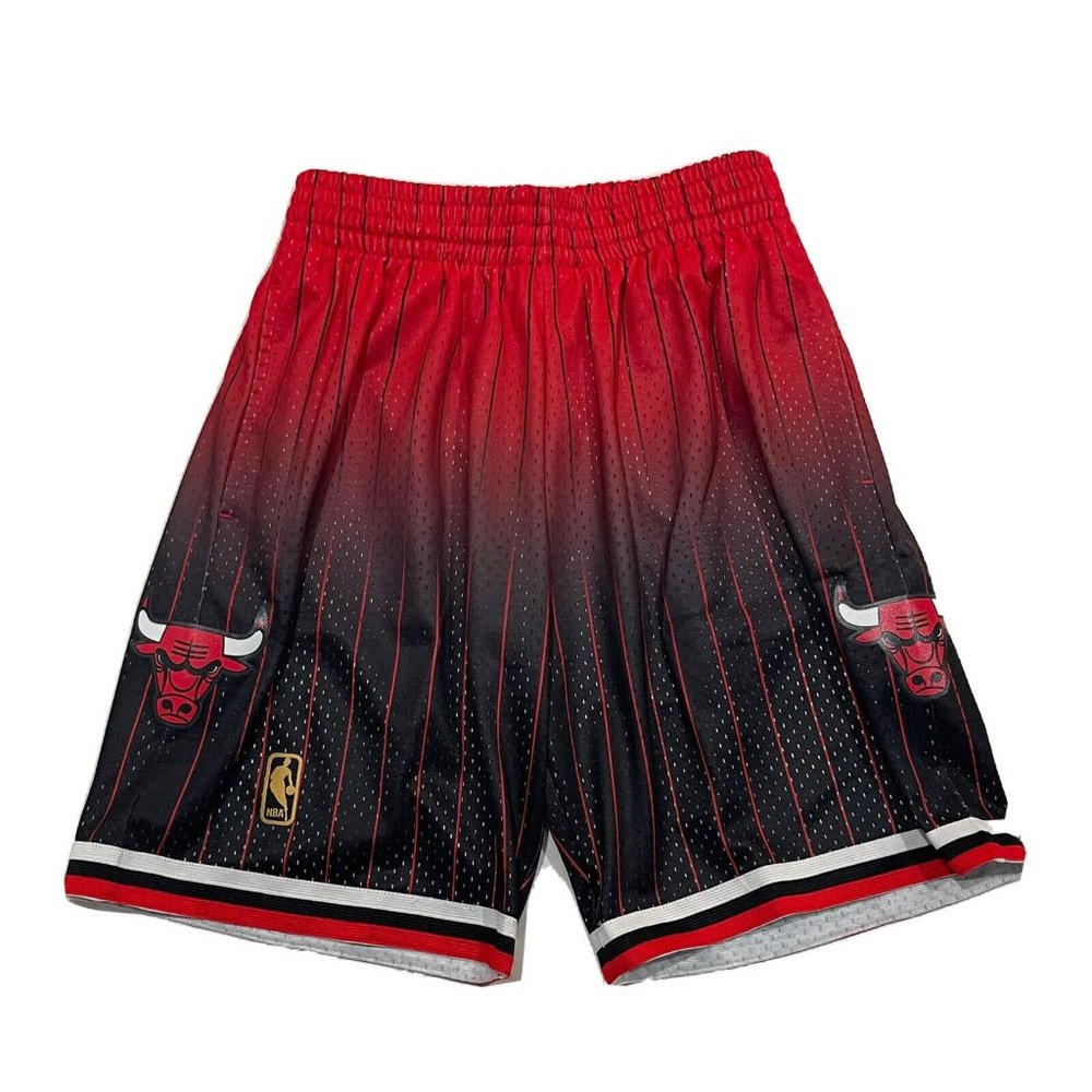 🆕 Mitchell & Ness Chicago Bulls 1995 Fadeaway Swingman Shorts Red Black Jordan